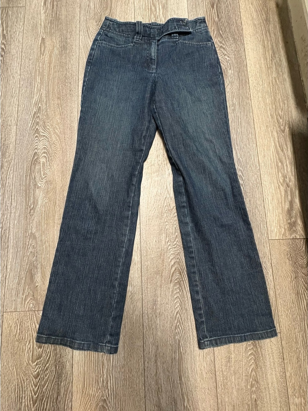 Talbots stretch leg  Classic Women's Dark Blue Jeans